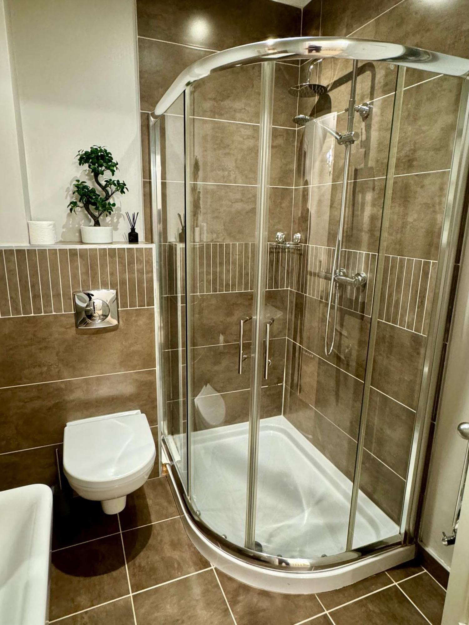 3 Castle Hume Court Holiday House Енискилен Екстериор снимка