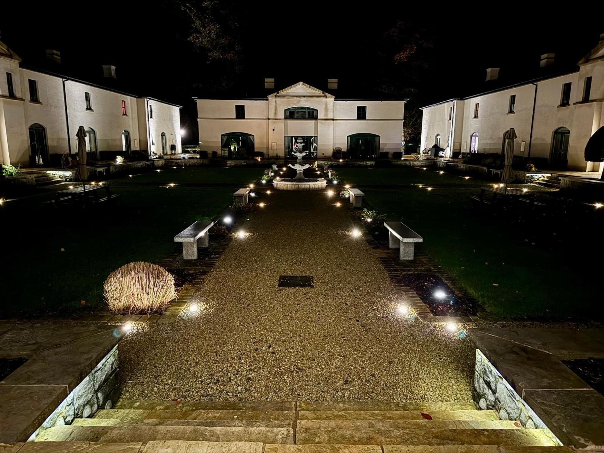 3 Castle Hume Court Holiday House Енискилен Екстериор снимка