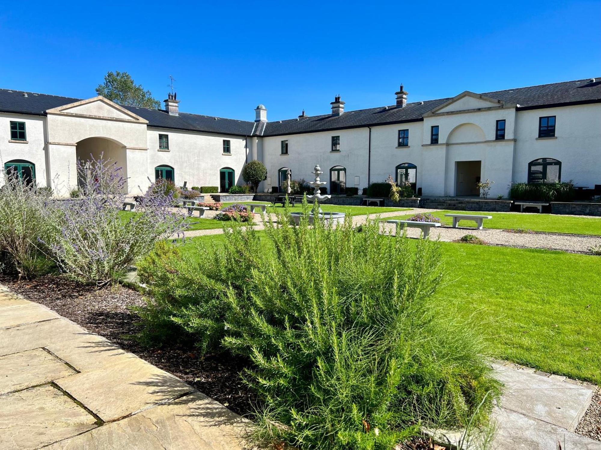 3 Castle Hume Court Holiday House Енискилен Екстериор снимка